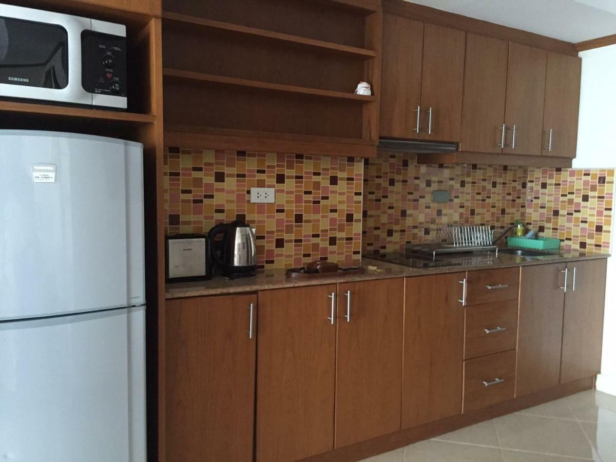 Condominum In Jomtien Beach With Sea View, Balcony And Free Wifi Pattaya Εξωτερικό φωτογραφία