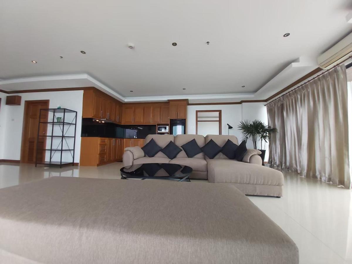 Condominum In Jomtien Beach With Sea View, Balcony And Free Wifi Pattaya Εξωτερικό φωτογραφία